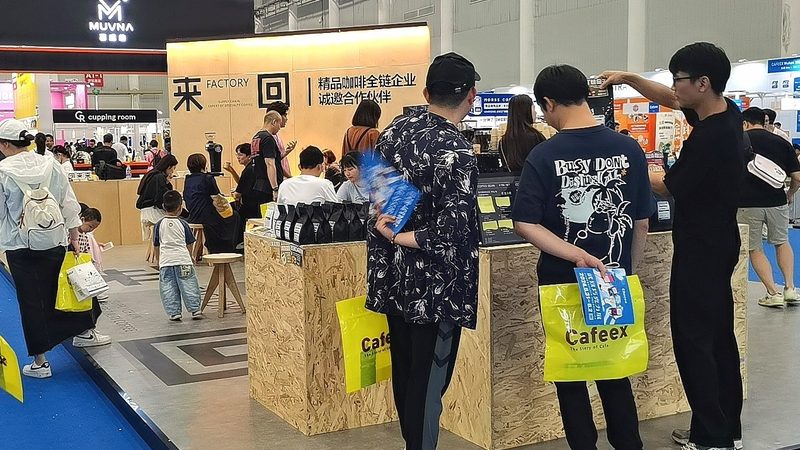 户外logo材质耐候性要求：揭秘户外标识的持久之道
